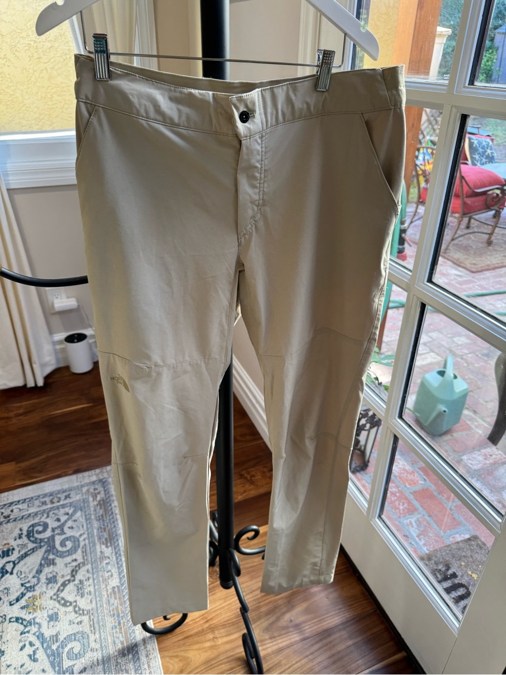The North Face Men's Beige Stretch Travel Pants Hiking size 34/34